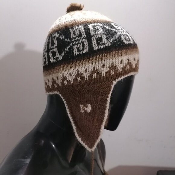 Chullo Hat Knitted Wool Winter Warm Andean Mountains Cusco - Picture 3 of 9